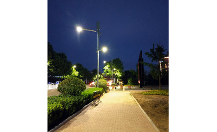 華體這兩款智慧路燈亮相青島，為2018上合組織峰會(huì)獻(xiàn)禮
