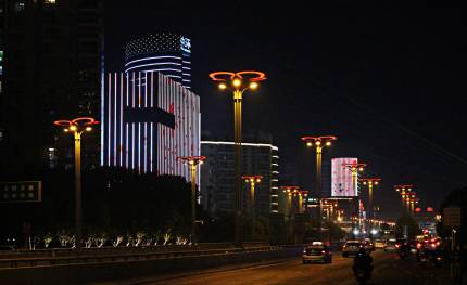 華體科技智慧路燈“桂冠”榮光璀璨合肥！