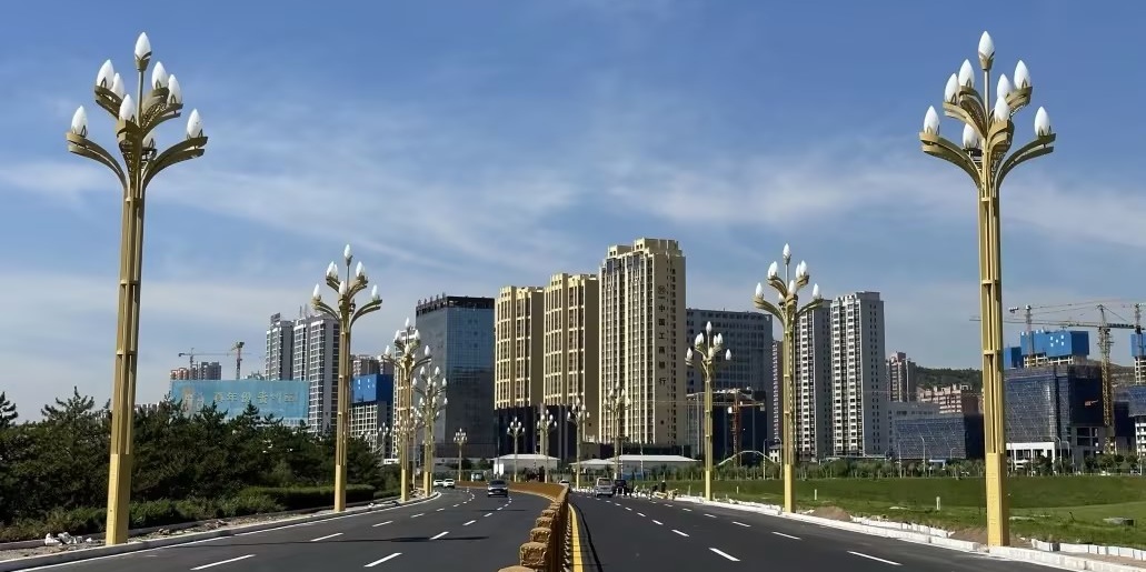 陜西榆林 | 玉蘭燈映府谷，黃河路上璀璨生輝